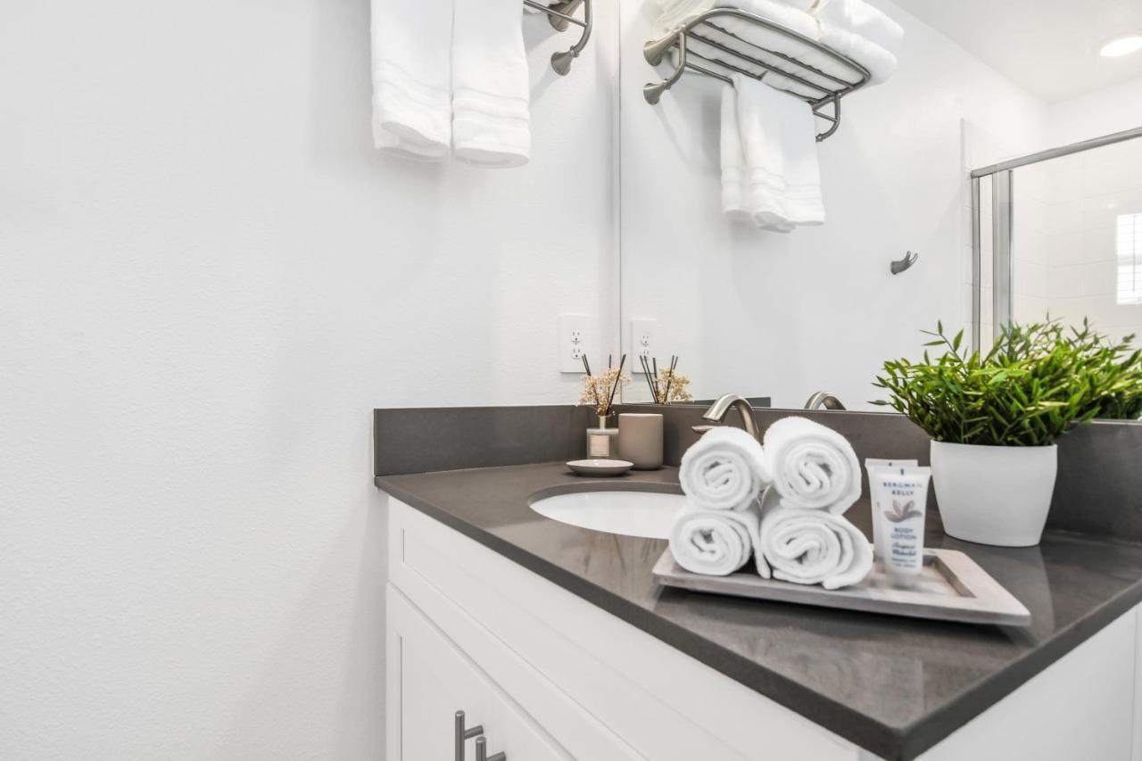 Вилла Brand New Townhouse-Storey Lake Киссимми Экстерьер фото